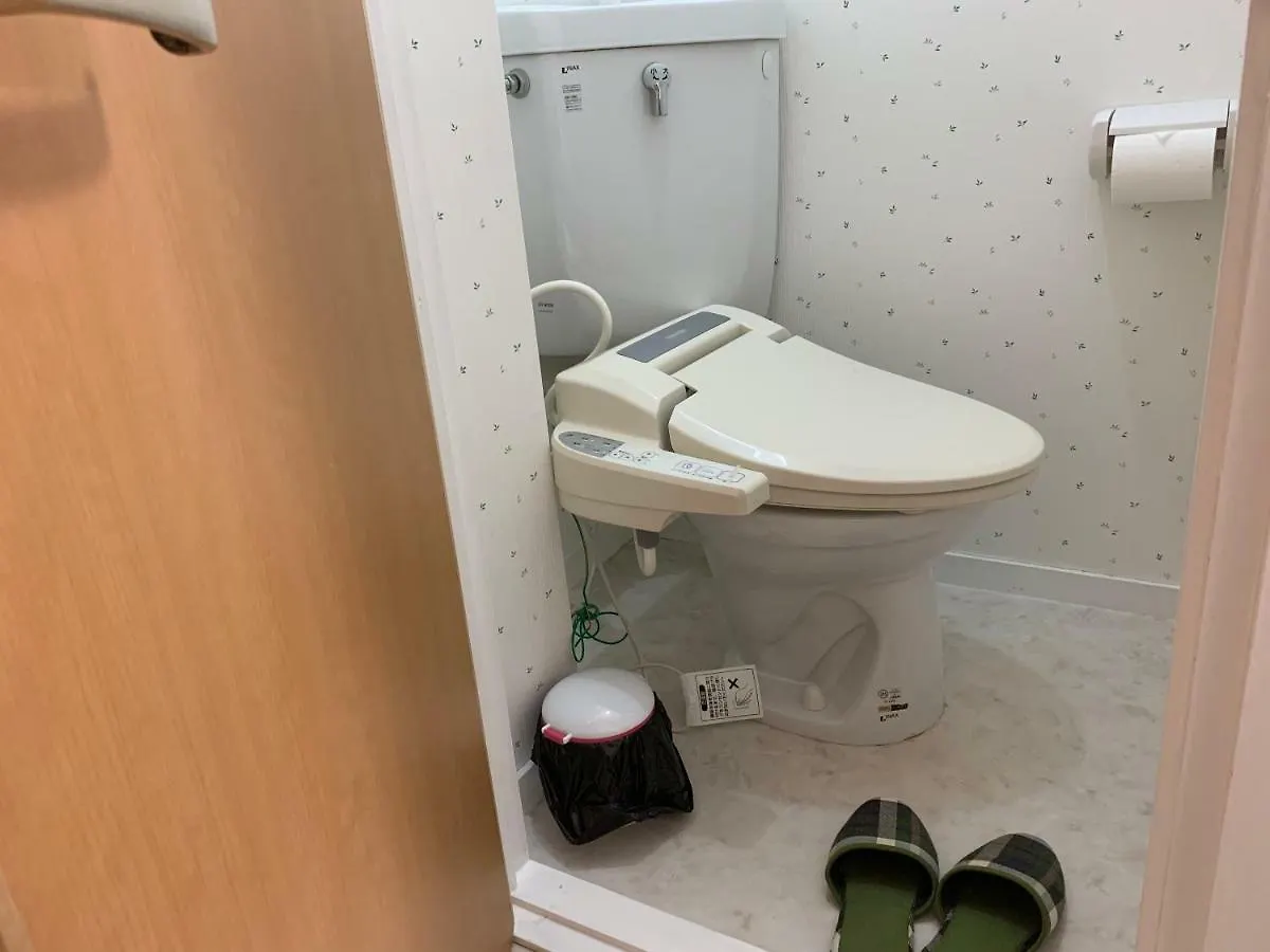 Goldhouse Shinosaka 303 Apartment